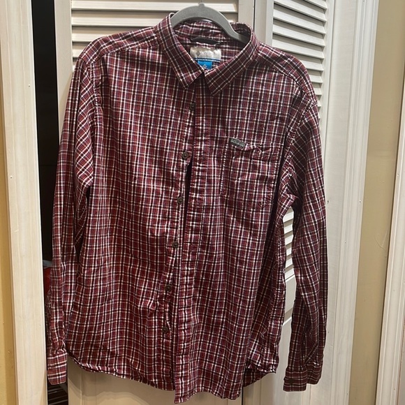 Columbia Other - COLUMBIA LONG SLEEVE BUTTON DOWN O